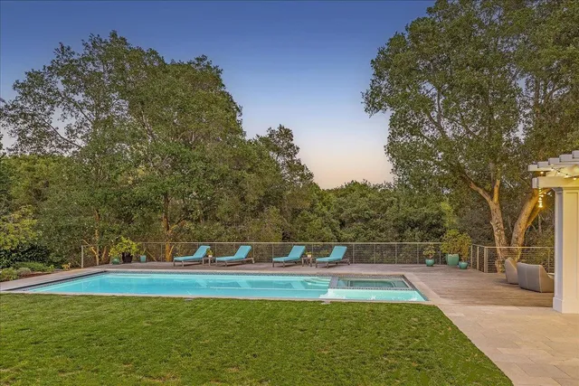$6,998,000 | 110 Bear Gulch Drive, Portola Valley, CA 94028