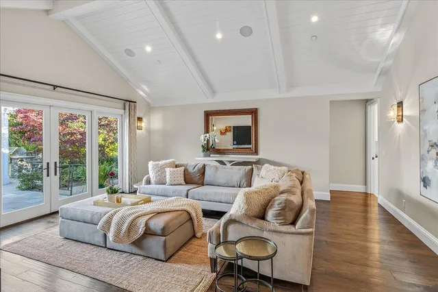 $6,998,000 | 110 Bear Gulch Drive, Portola Valley, CA 94028