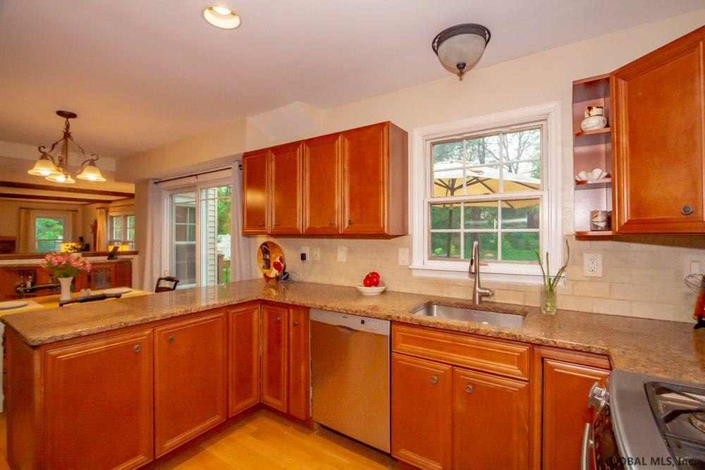 114 Font Grove Road Bethlehem, NY 12159 - Photo 20 of 56 Photo 20