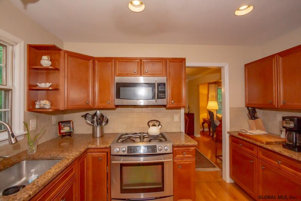 114 Font Grove Road Bethlehem, NY 12159 - Photo 21 of 56 Photo 21