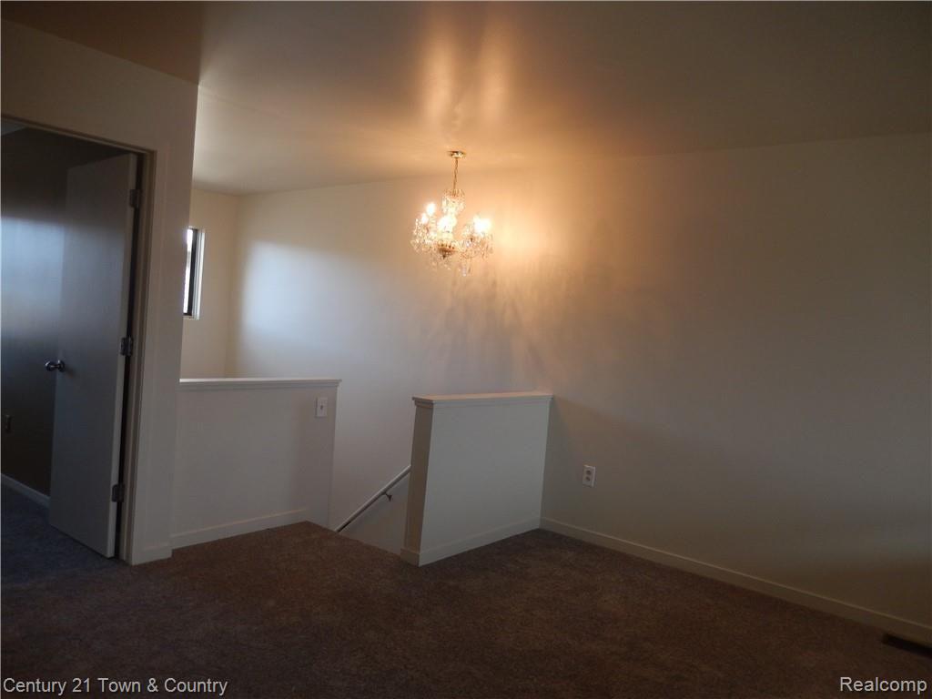 696 Charing Court, Unit 186 Rochester, MI 48307 - Photo 42 of 56 DSCN2187.JPG