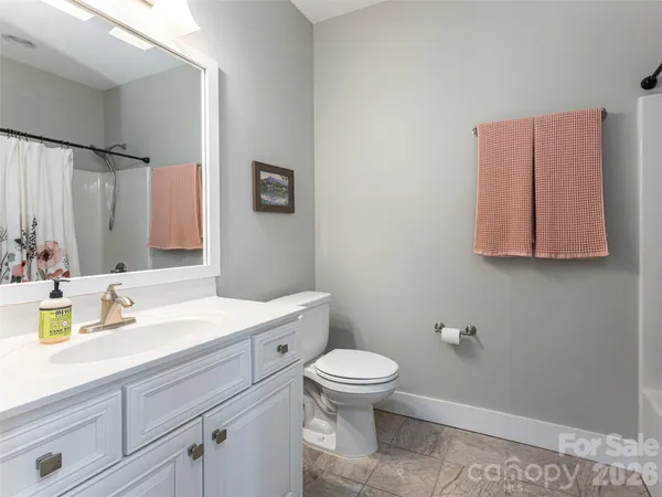 $517,000 | 4 Nectar Way, Swannanoa, NC 28778