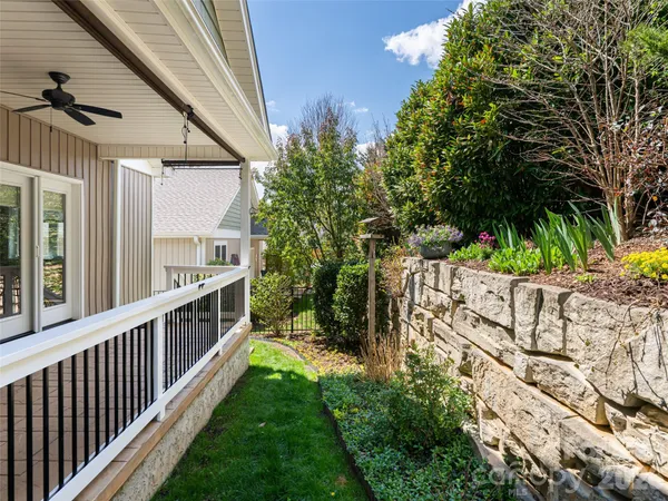 $517,000 | 4 Nectar Way, Swannanoa, NC 28778
