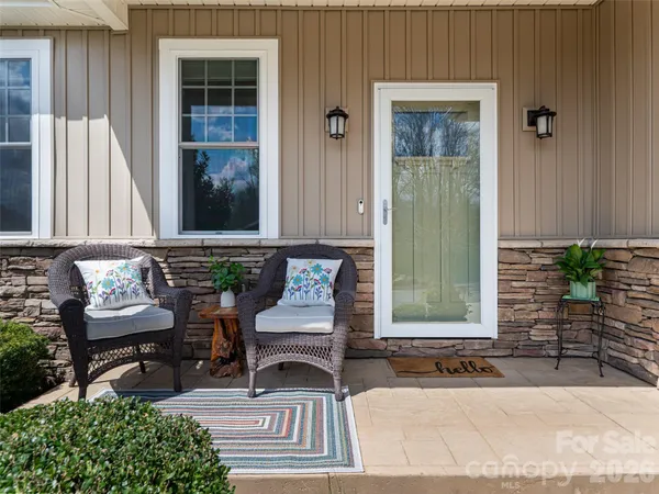 $517,000 | 4 Nectar Way, Swannanoa, NC 28778