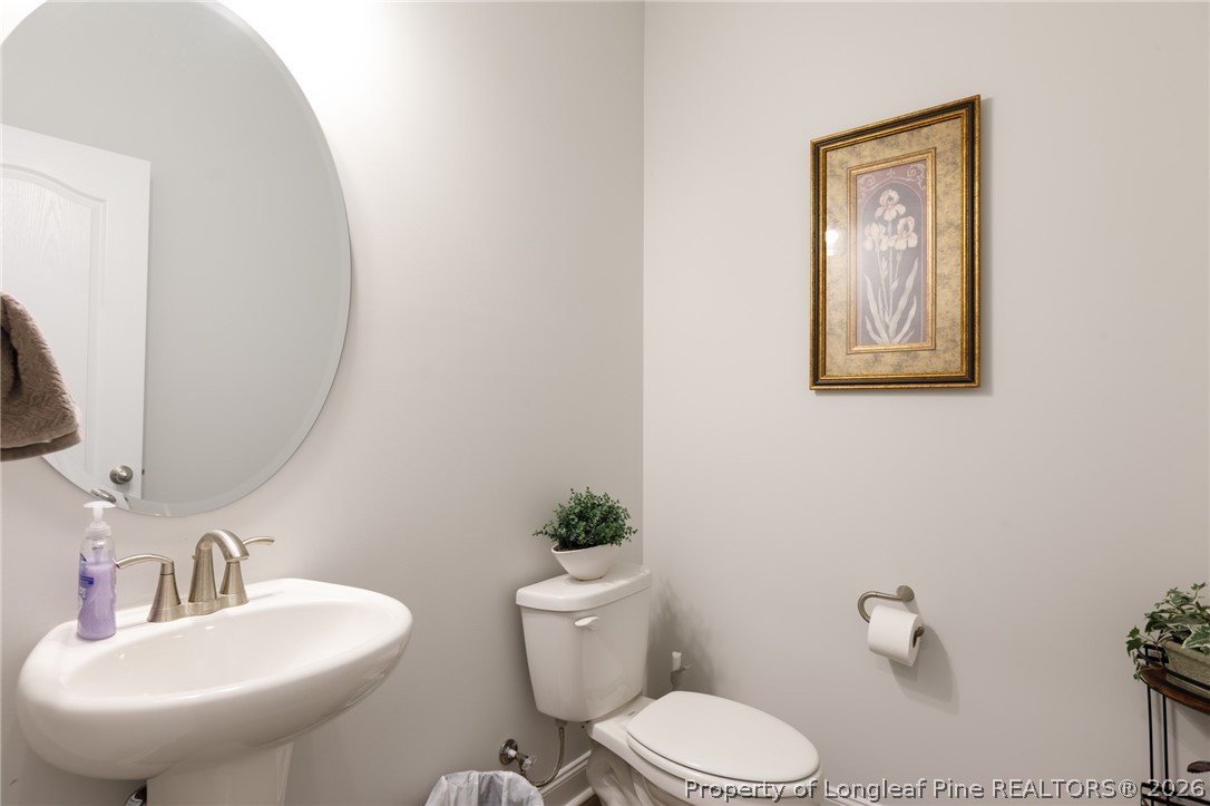 6820 Running Fox Road Hope Mills, NC 28348 - Photo 8 of 41 Gallery Image 8