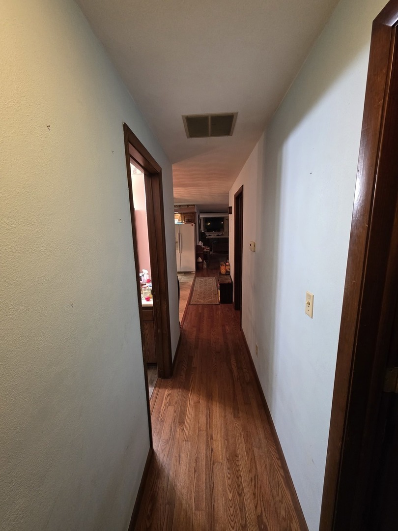 503 North Walnut Street Delavan, IL 61734 - Photo 24 of 32 wooden floor in a gallery