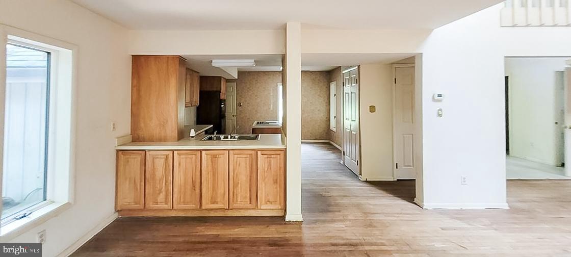 533 Pugh Road Wayne, PA 19087 - Photo 7 of 27 a view of a bathroom from the hallway