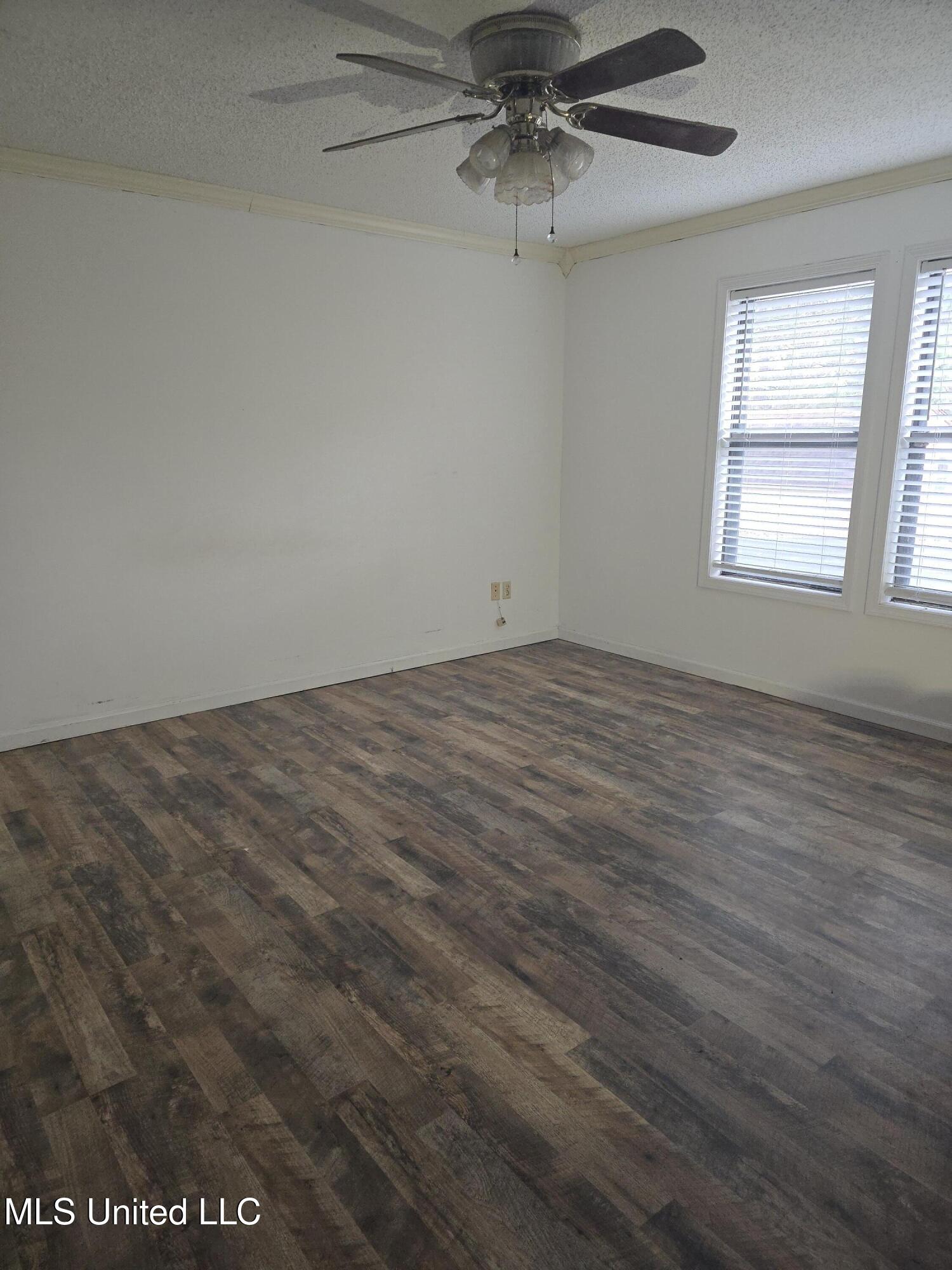 6861 River Birch Road Walls, MS 38680 - Photo 13 of 28 20250118_111905