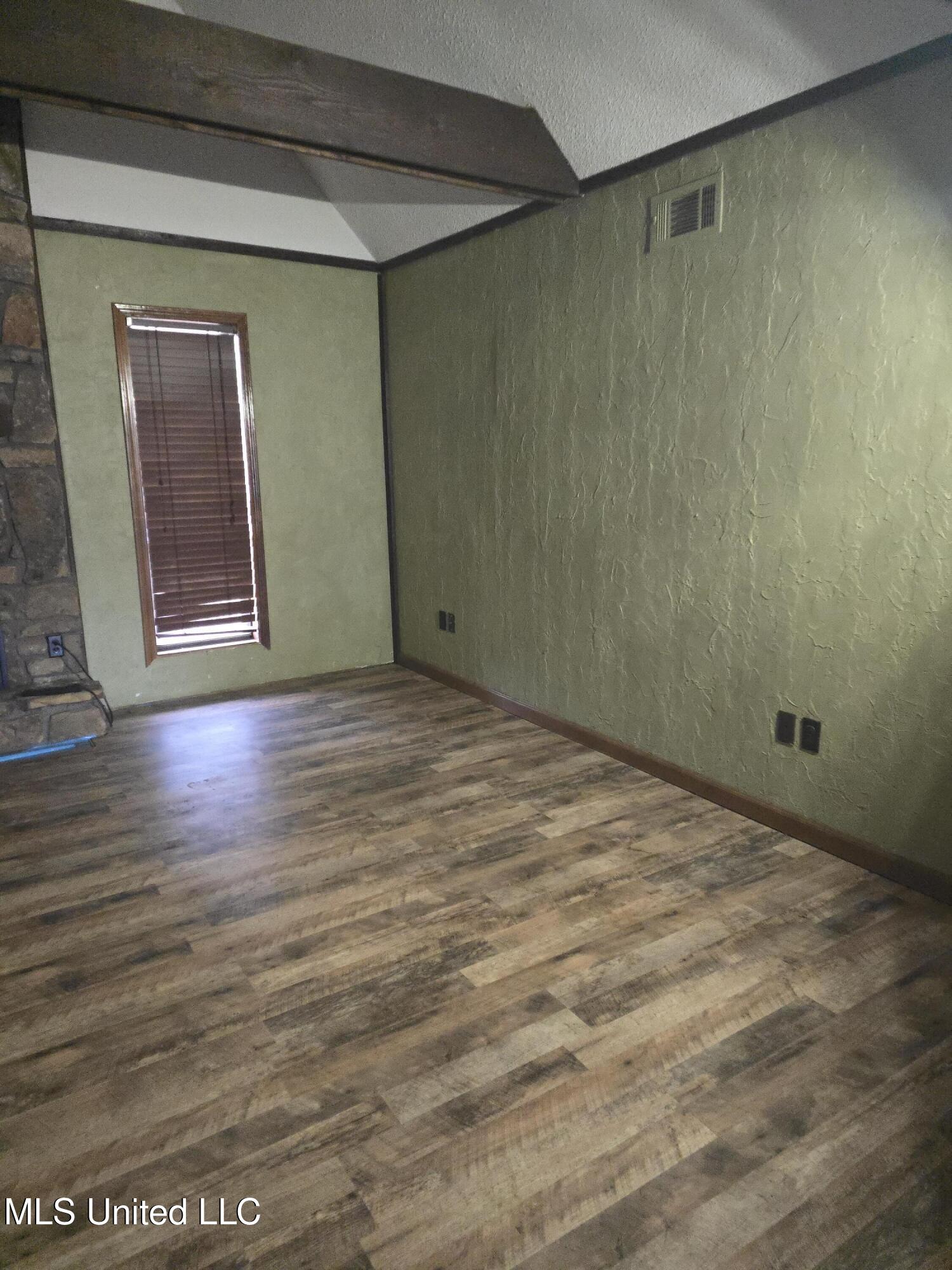 6861 River Birch Road Walls, MS 38680 - Photo 15 of 28 20250118_112009