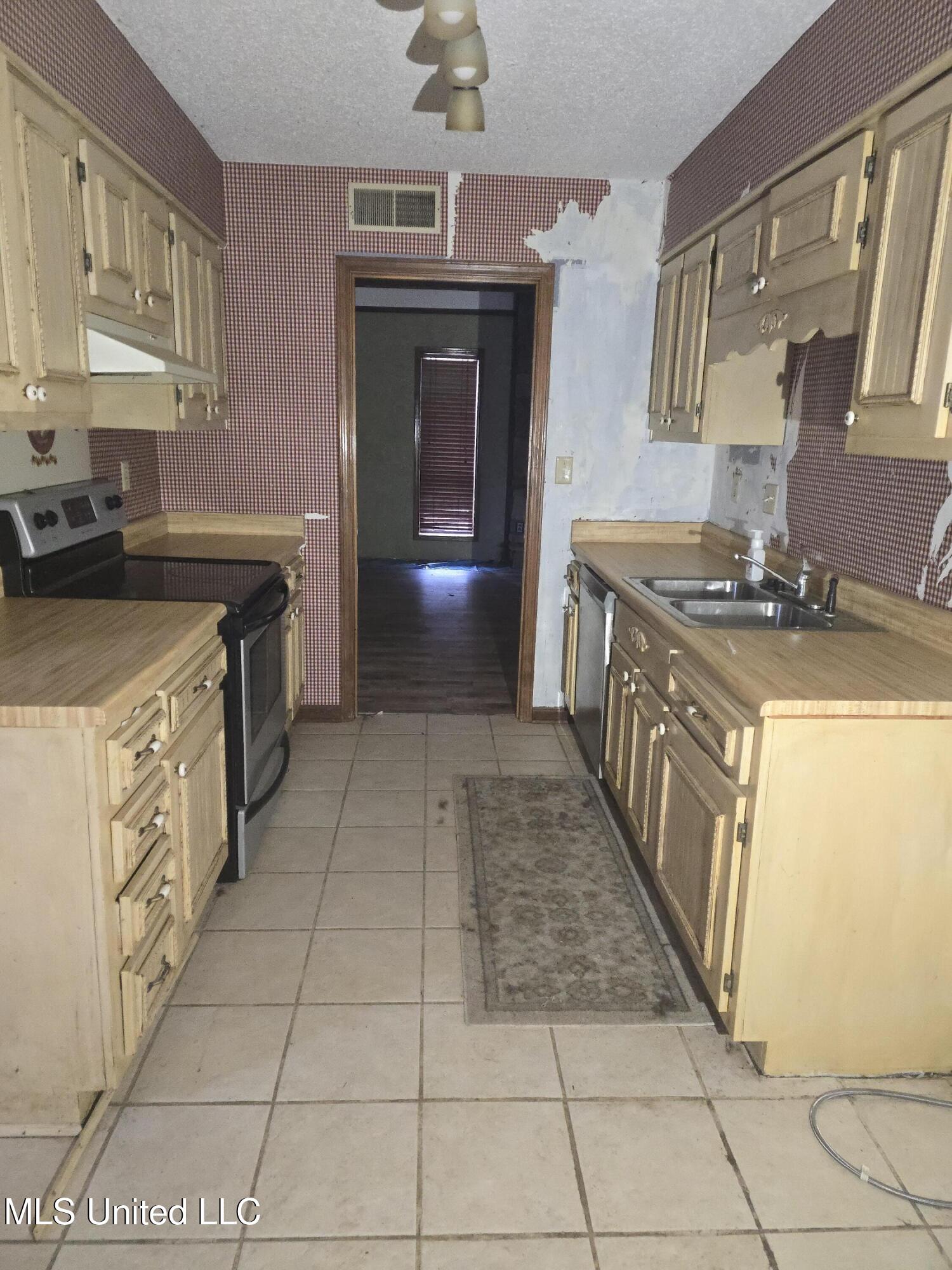 6861 River Birch Road Walls, MS 38680 - Photo 19 of 28 20250118_112208