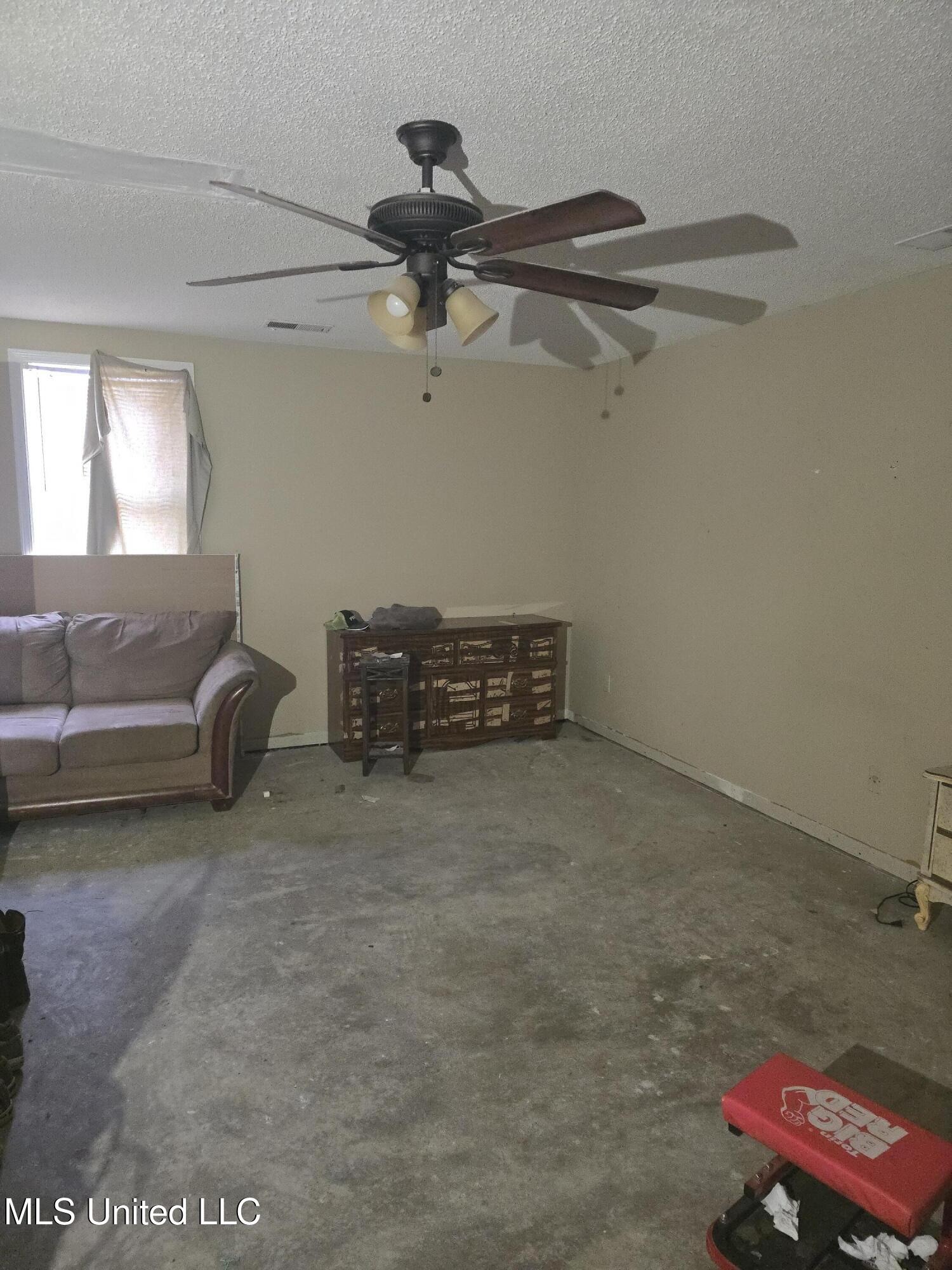 6861 River Birch Road Walls, MS 38680 - Photo 20 of 28 20250118_112304
