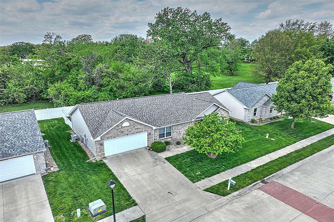 625 North Scovill Court Decatur, IL 62522 - Photo 3 of 28 Gallery Image 3