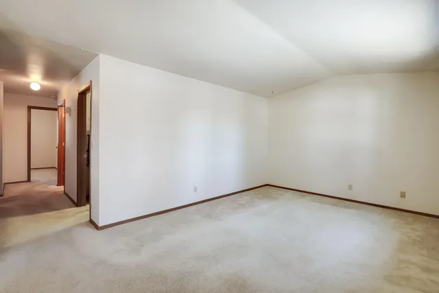 $95,000 | 910 East Cedar Avenue, Unit 604, Manitowoc, WI 54220