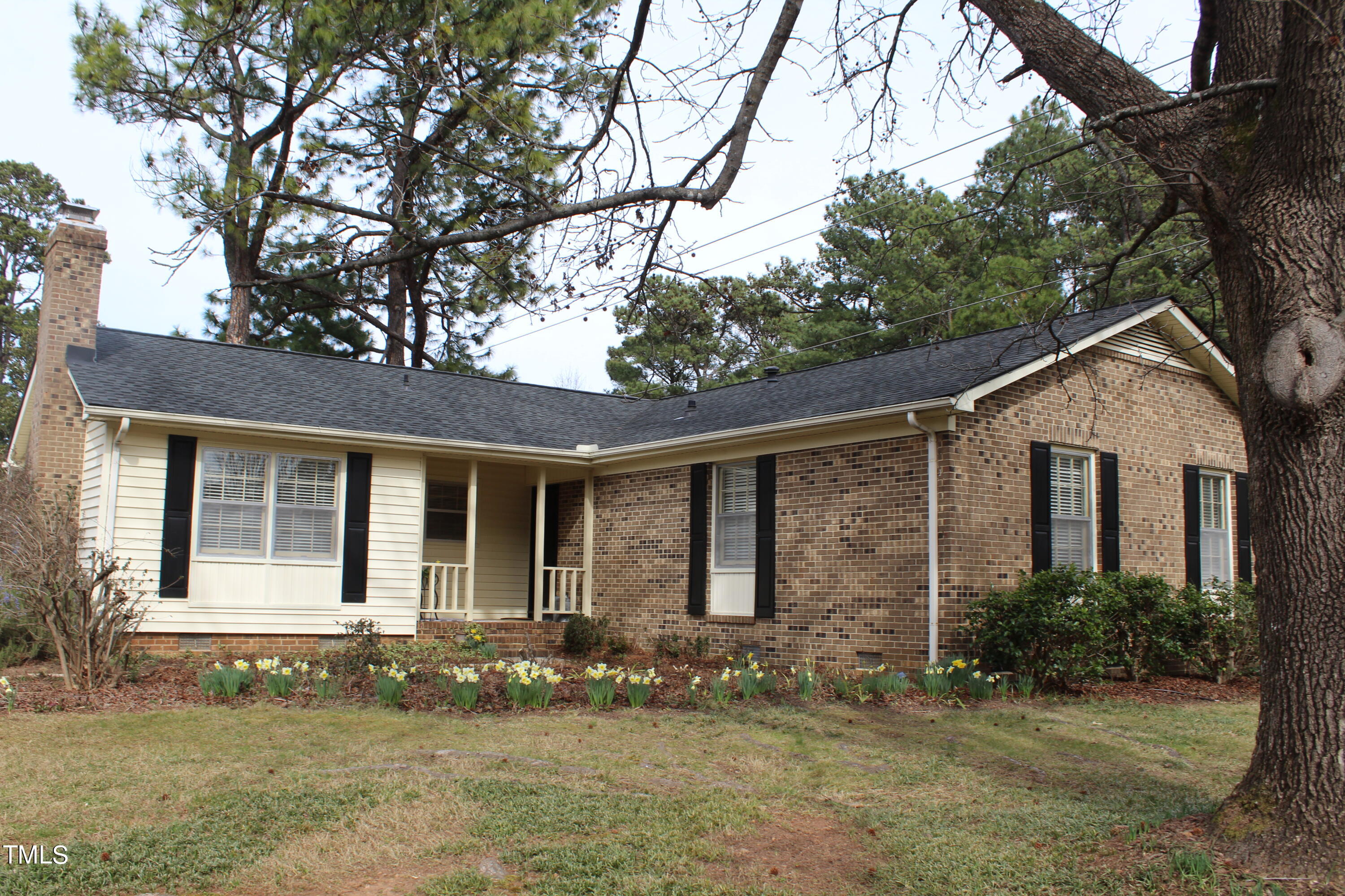 3508 Morningside Drive Raleigh, NC 27607 - Photo 3 of 58 IMG_9537