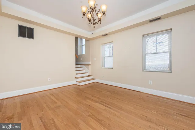 $2,900 | 2227 Bank Street, Baltimore, MD 21231