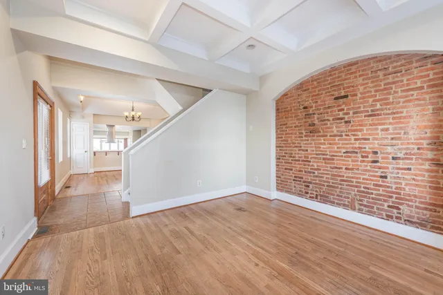 $2,900 | 2227 Bank Street, Baltimore, MD 21231