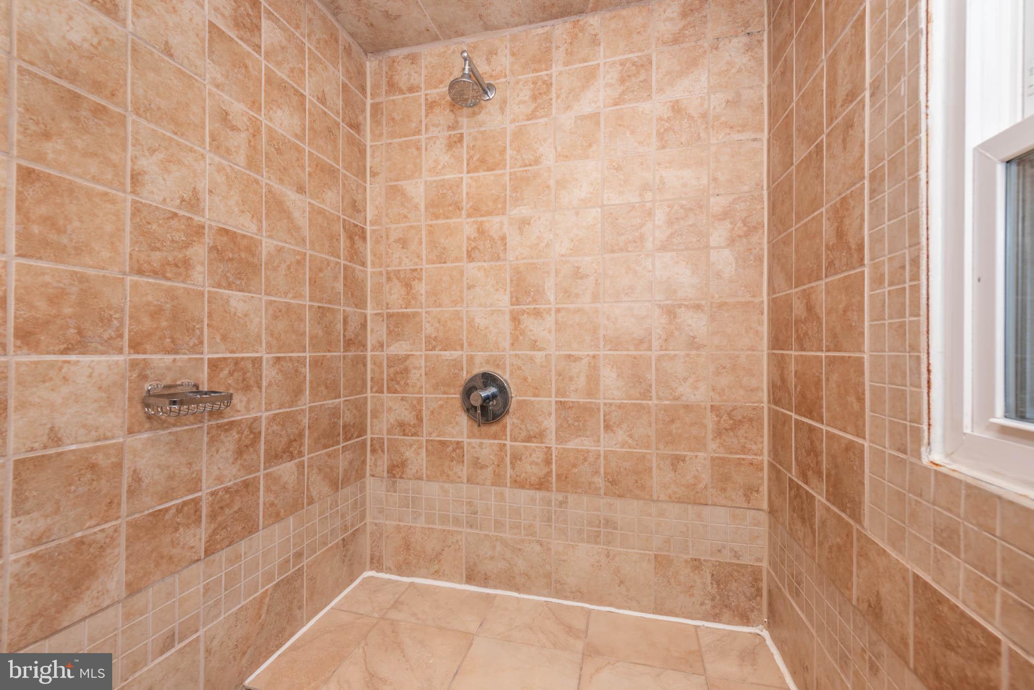 2227 Bank Street Baltimore, MD 21231 - Photo 23 of 39