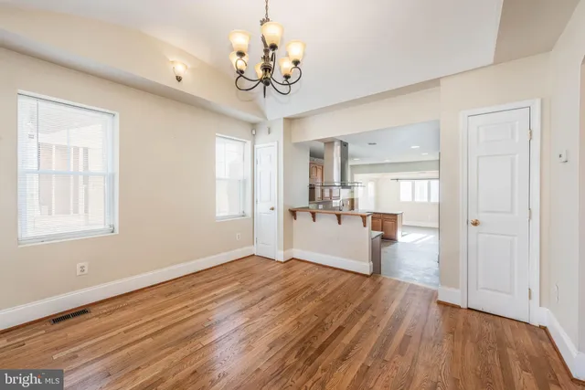 $2,900 | 2227 Bank Street, Baltimore, MD 21231