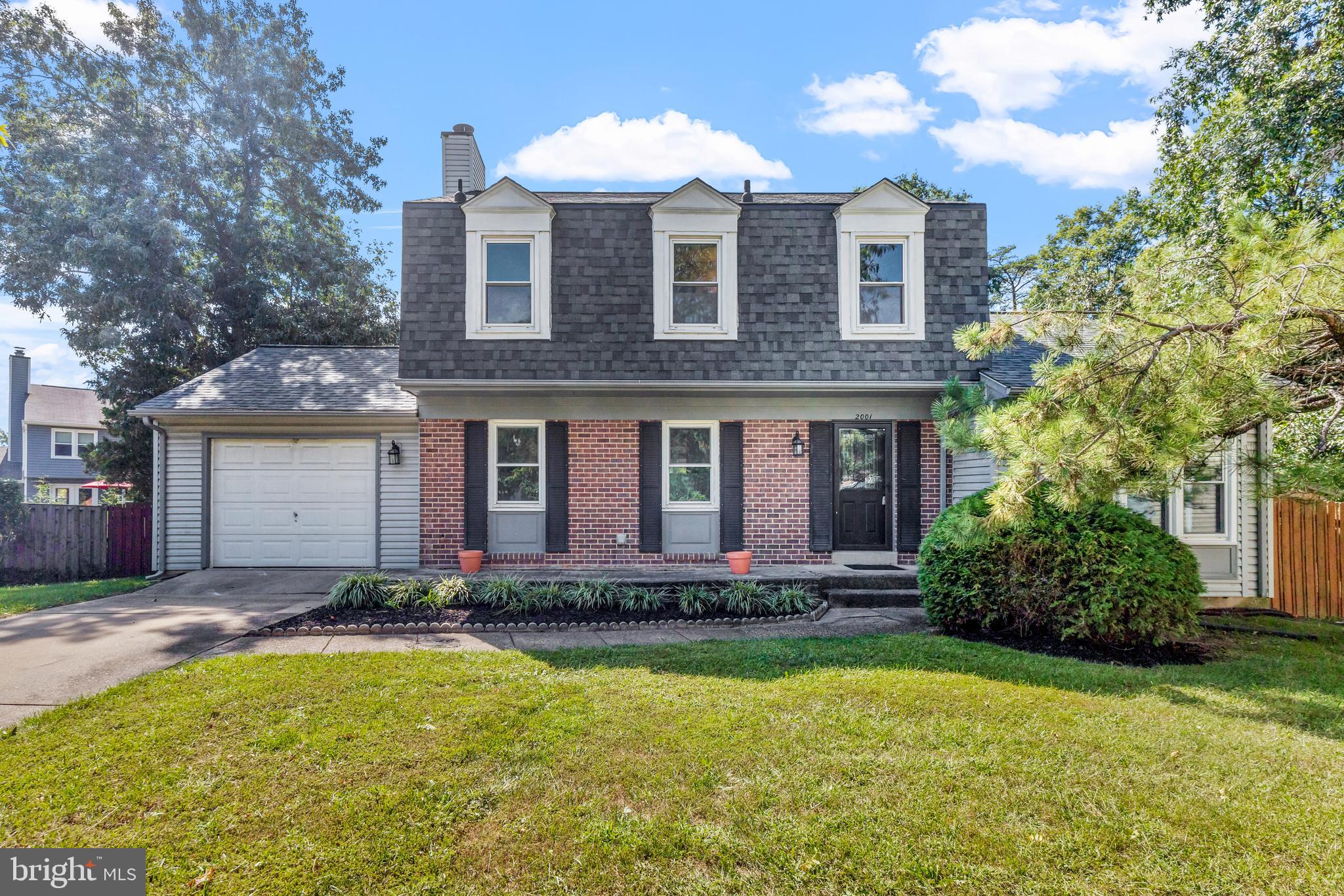 2001 Blue Ridge Court Herndon, VA 20170 - Photo 3 of 41