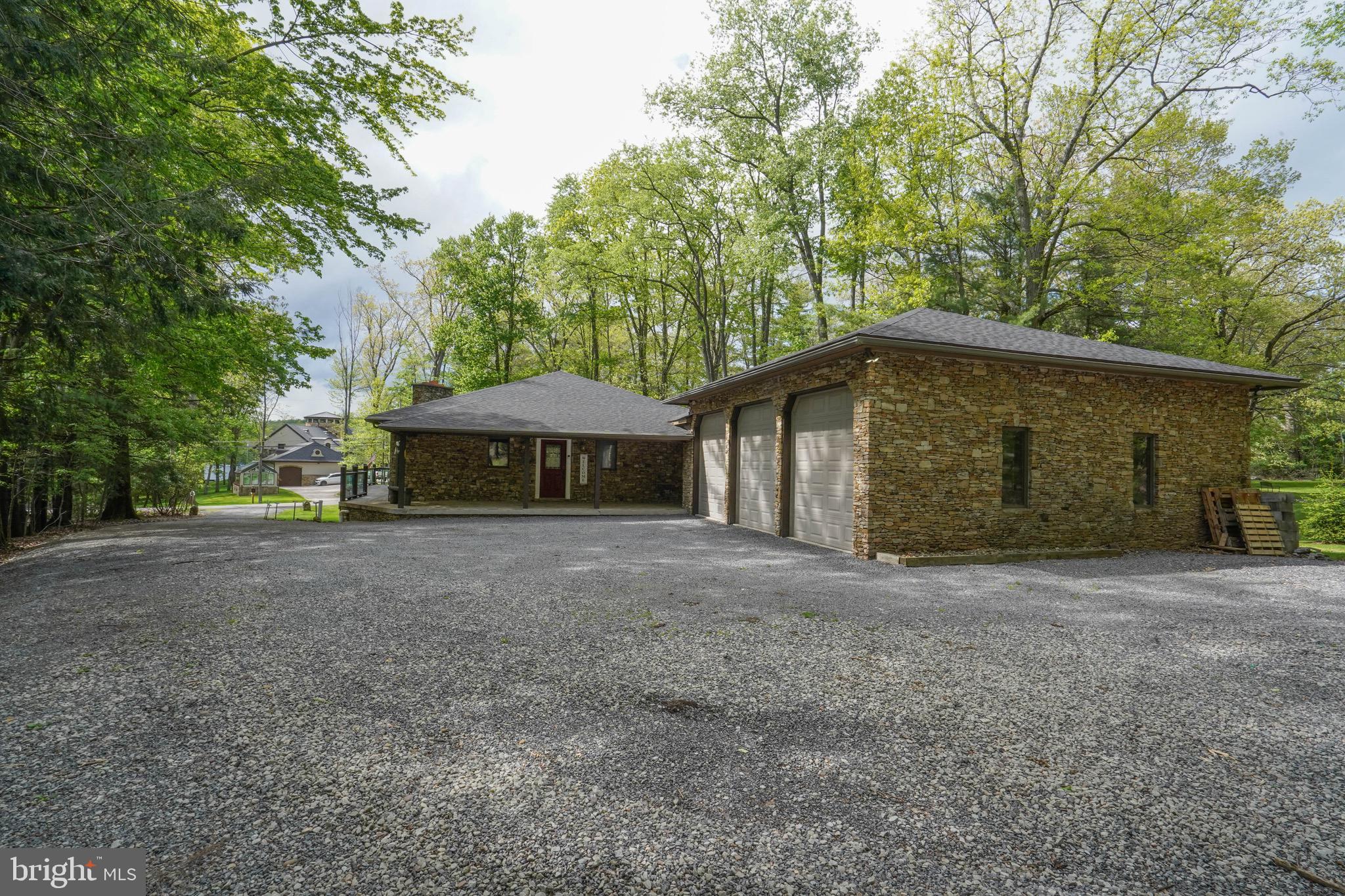 639 Beckmans Peninsula Road Swanton, MD 21561 - Photo 3 of 69 Oversize attached garage