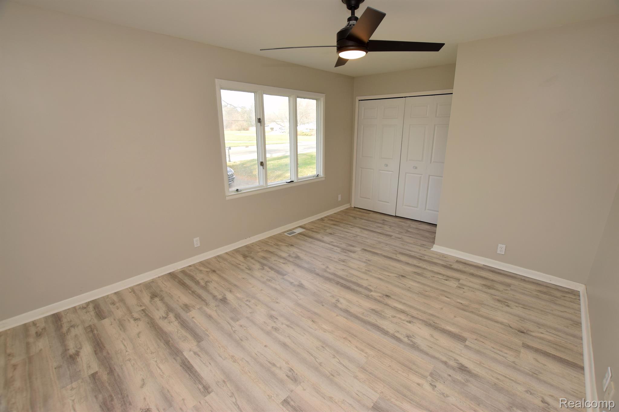 4146 Beecher Road Flint, MI 48532 - Photo 14 of 26 Gallery Image 14