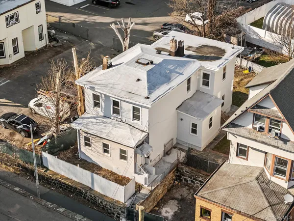 $3,800 | 11 Lafayette Place, Unit 1, Yonkers, NY 10701