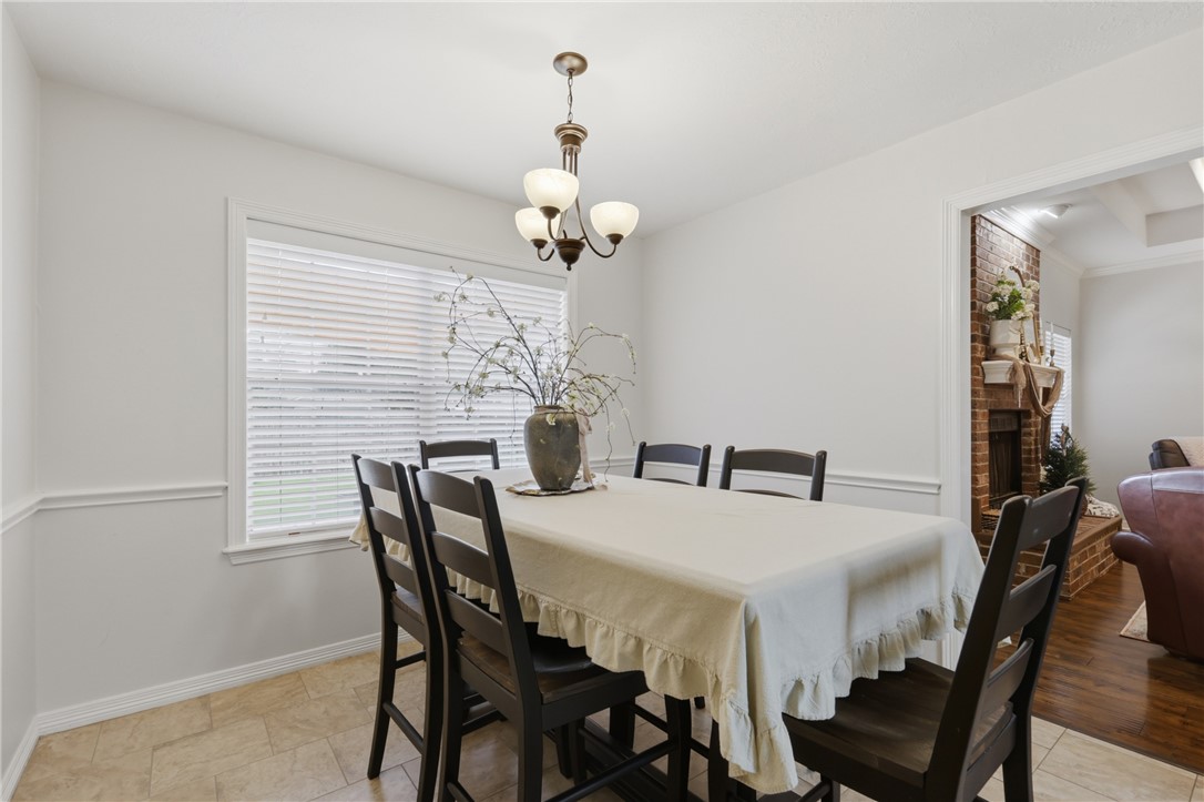 4600 Kensington Road Bryan, TX 77802 - Photo 12 of 31 Dining room area