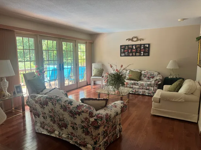 $549,000 | 216 Sheppard Drive, Edgefield, SC 29824