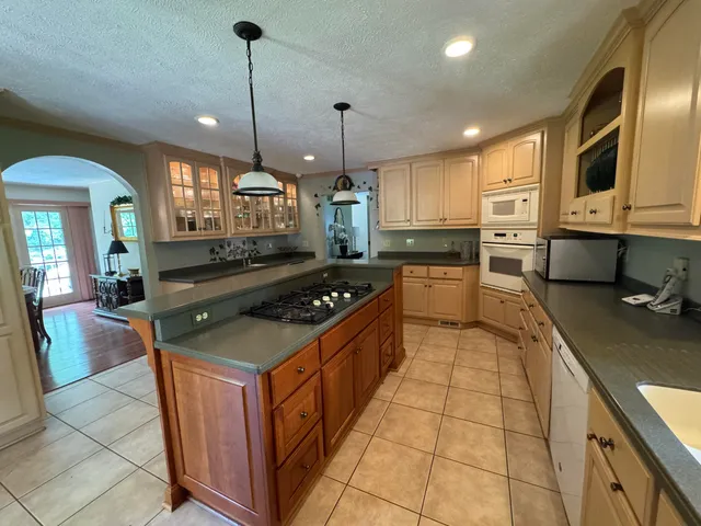 $549,000 | 216 Sheppard Drive, Edgefield, SC 29824