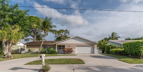 $4,000 | 2712 Lake Ida Road, Delray Beach, FL 33445