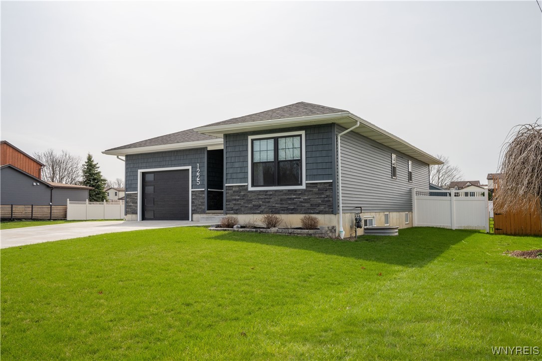 1225 Losson Road Cheektowaga, NY 14227 - Photo 2 of 47 Fenced yard.
