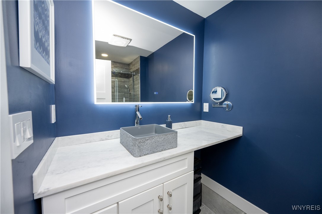 1225 Losson Road Cheektowaga, NY 14227 - Photo 21 of 47 Primary bedroom bath.