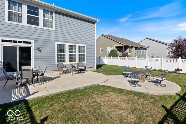 $372,706 | 1351 Turner Trace Place North, Avon, IN 46123