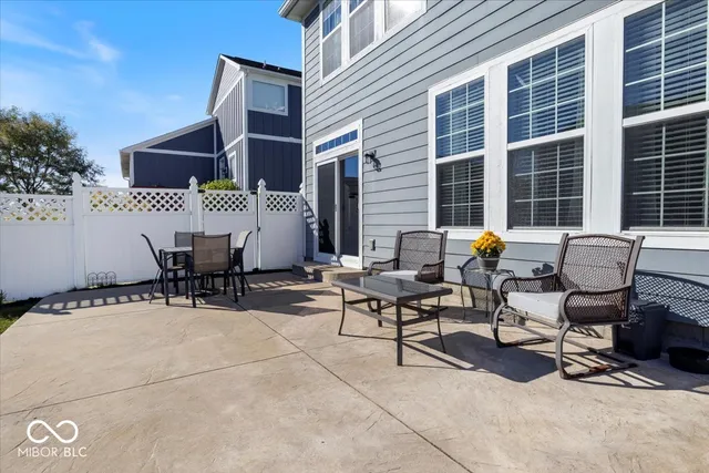 $372,706 | 1351 Turner Trace Place North, Avon, IN 46123