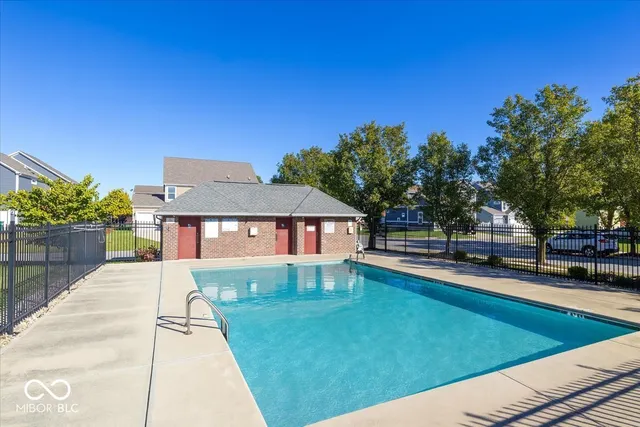 $372,706 | 1351 Turner Trace Place North, Avon, IN 46123