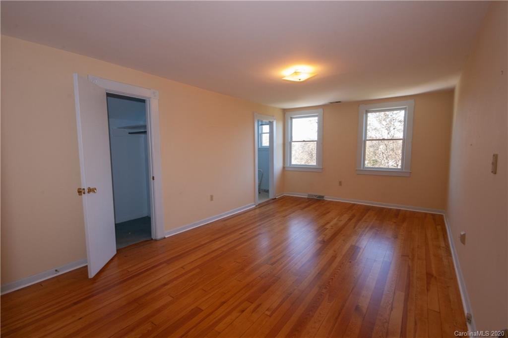1431 Webster Road Sylva, NC 28779 - Photo 16 of 47 Gallery Image 16