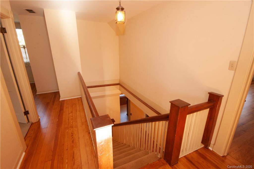 1431 Webster Road Sylva, NC 28779 - Photo 27 of 47 Gallery Image 27