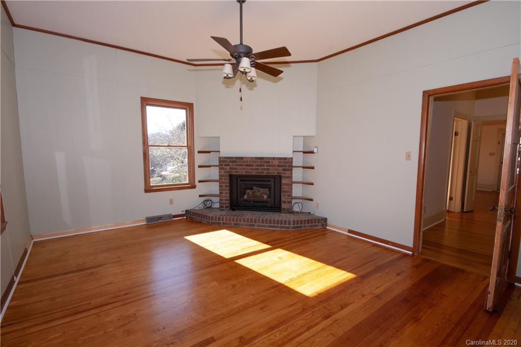 1431 Webster Road Sylva, NC 28779 - Photo 9 of 47 Gallery Image 9