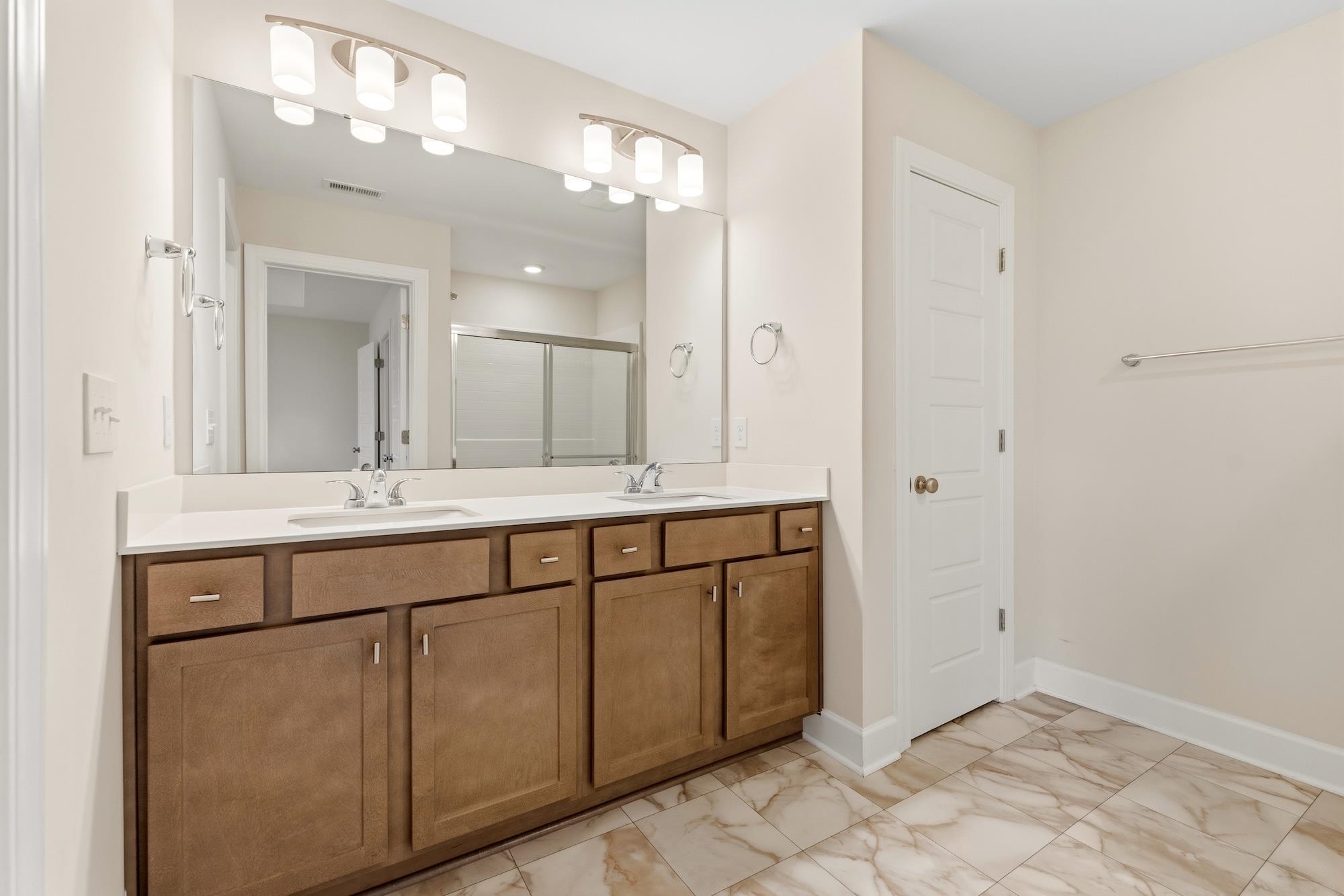 314 Hollenbeck Place Greenville, SC 29607 - Photo 17 of 34