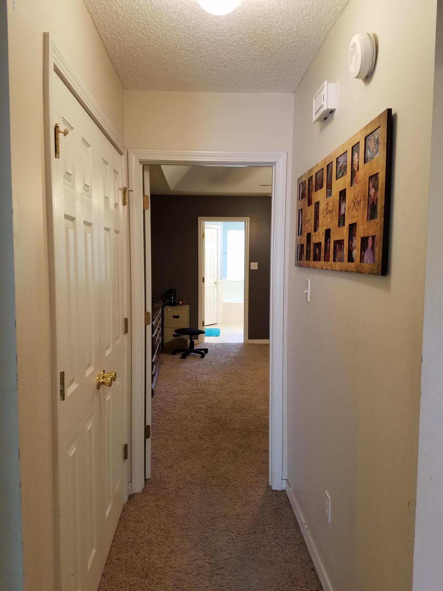 22241 Mayfield Road Gulfport, MS 39503 - Photo 15 of 46 Hallway