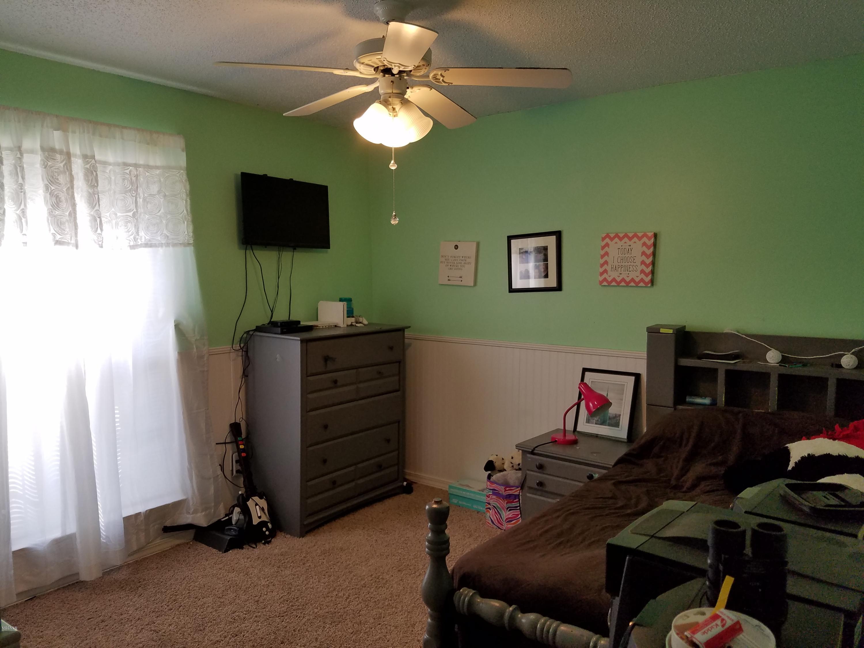 22241 Mayfield Road Gulfport, MS 39503 - Photo 23 of 46 2nd Bedroom