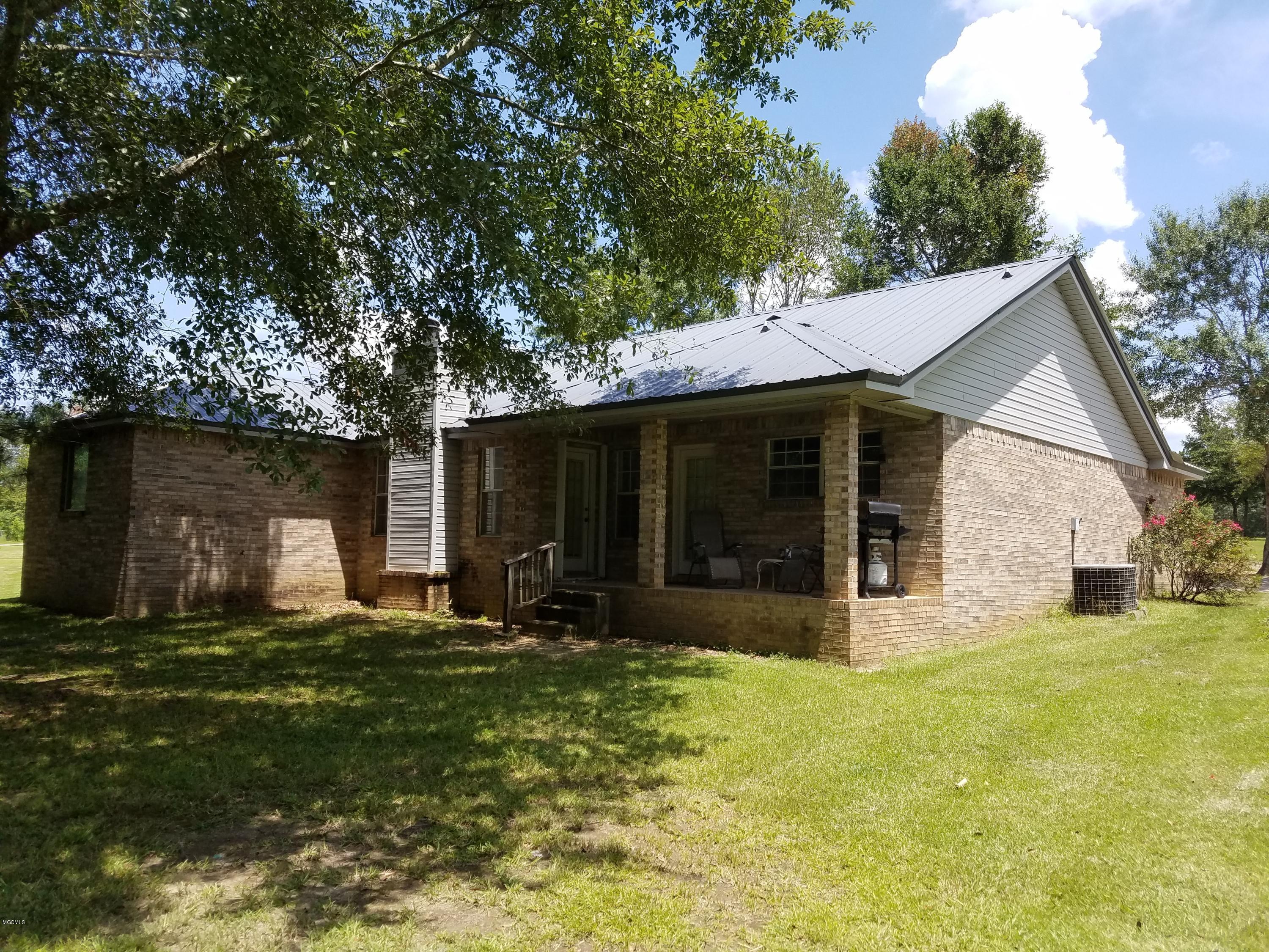 22241 Mayfield Road Gulfport, MS 39503 - Photo 34 of 46 Covered Porch