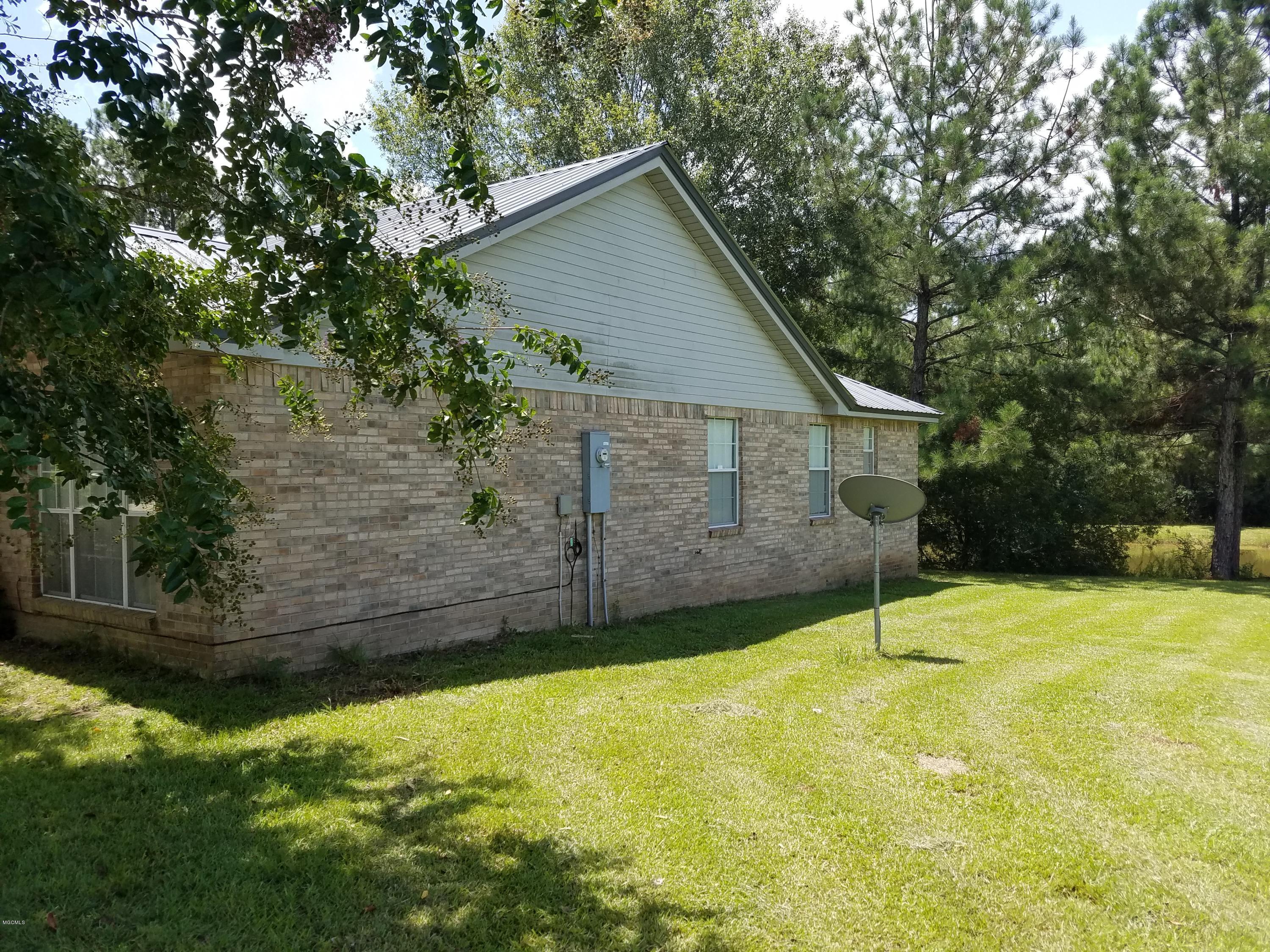 22241 Mayfield Road Gulfport, MS 39503 - Photo 35 of 46 West Side
