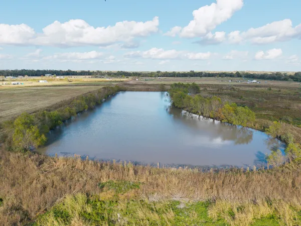 a view of a lake from a yard