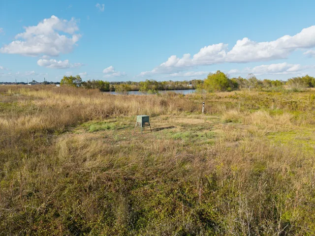 $415,000 | 7017 County Road 100, Boling, TX 77420