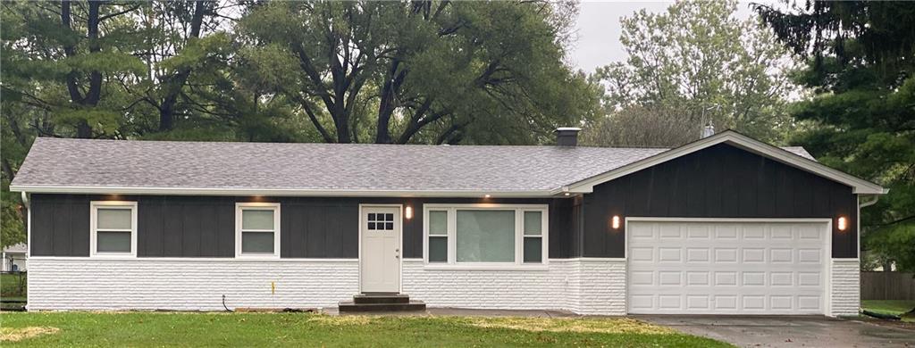 8121 Folkstone Road Indianapolis, IN 46268 - Photo 1 of 13 Gallery Image 1