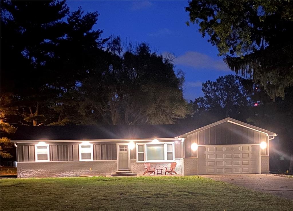 8121 Folkstone Road Indianapolis, IN 46268 - Photo 9 of 13 Gallery Image 9