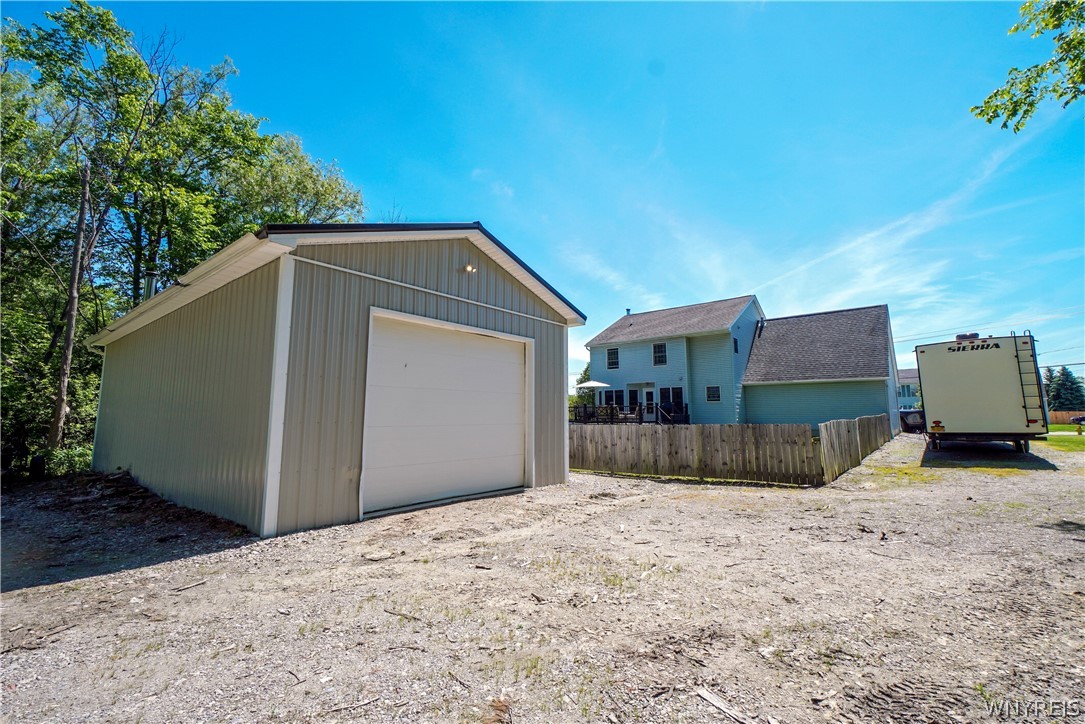 6138 Versailles Plank Road Lake View, NY 14085 - Photo 4 of 50 40x20 barn