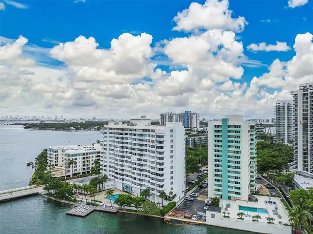 $379,000 | 3 Island Avenue, Unit 14A, Miami Beach, FL 33139