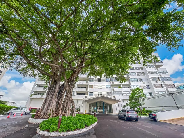 $379,000 | 3 Island Avenue, Unit 14A, Miami Beach, FL 33139